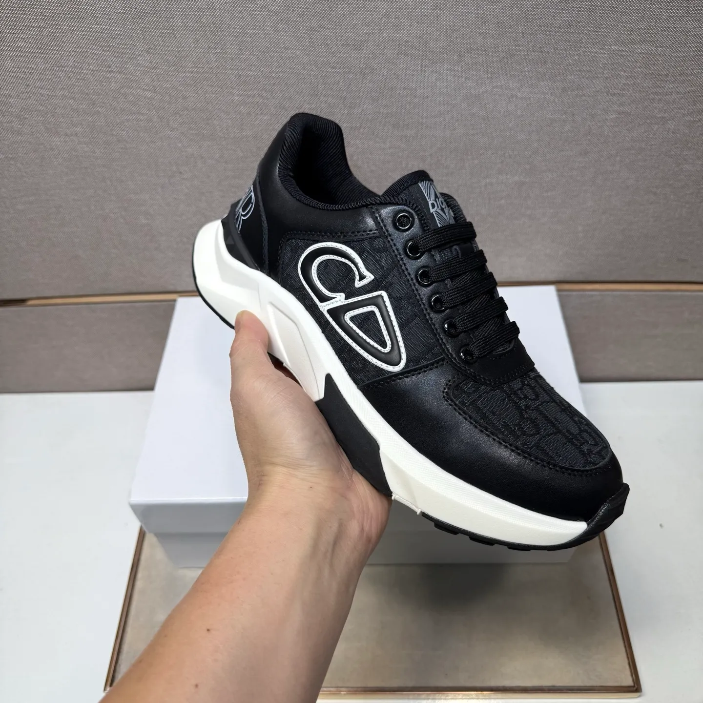 ⬛️Men's shoes💰p442 [Dior~] Men's casual shoes 2025z cabinet sales simultaneously 🔶Size: 38-44#️⃣ 🔷2 colors🔜The upper is made of multi-material splicing➕Mesh lining, comfortable and breathable, sole: original comfortable and wear-resistant outsole, ⚠️real thing📱photographed🎬real thing is better📢📢📢